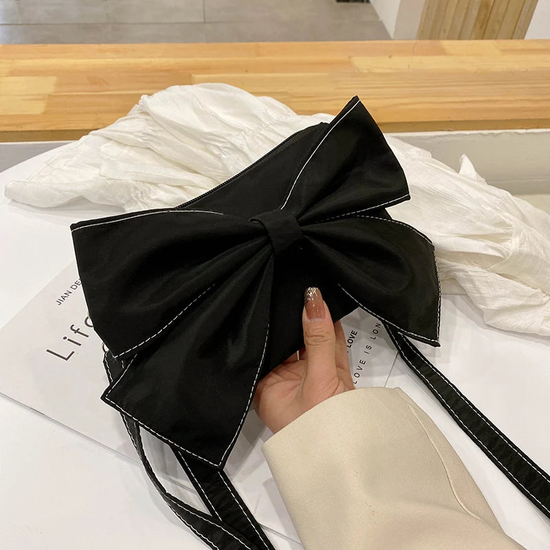 Bolsa Leona Bow™